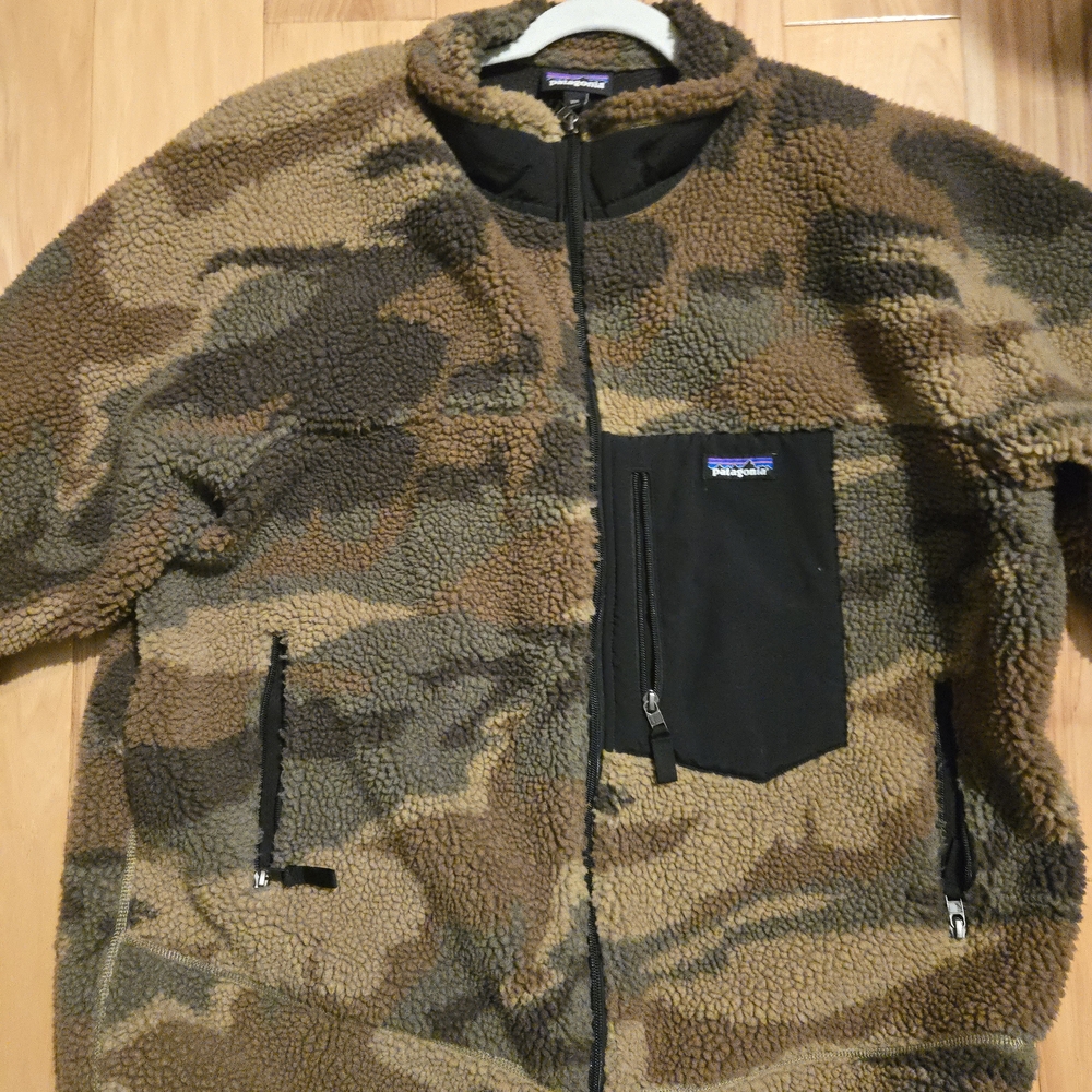 Patagonia Men's Camouflage Fleece Jacket